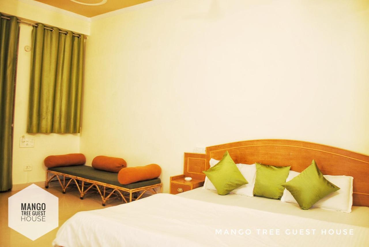 Mango Tree Guest House Rishīkesh Exteriör bild