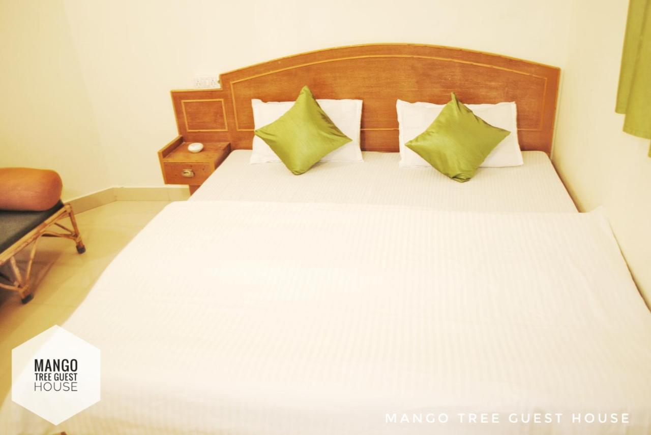 Mango Tree Guest House Rishīkesh Exteriör bild