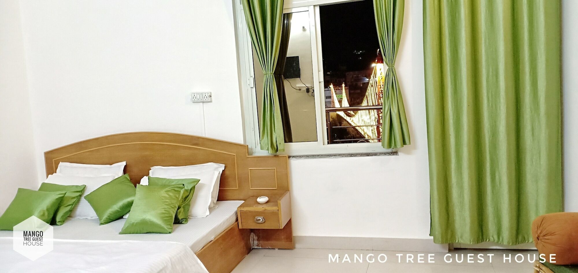 Mango Tree Guest House Rishīkesh Exteriör bild